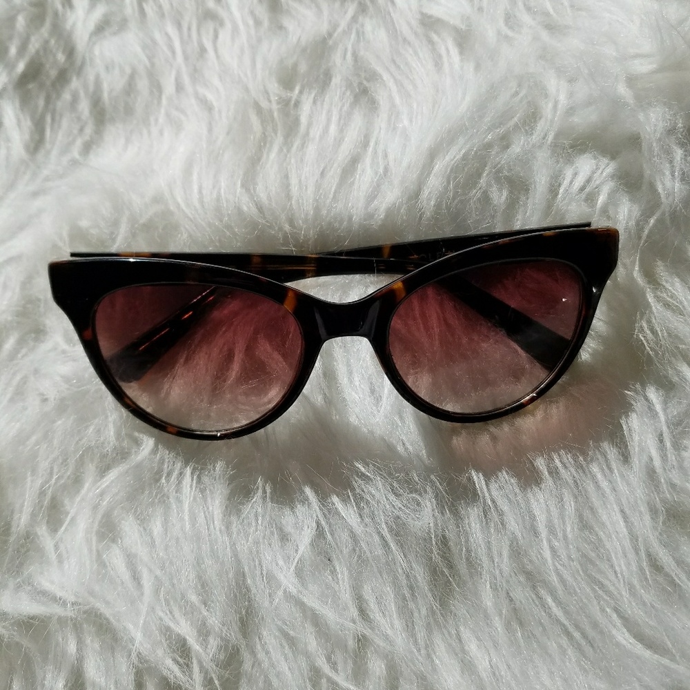 Cole Haan sunglass